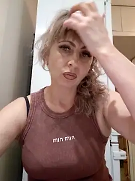 Kitty-MEOWW online show from 05-22-26, 07:52