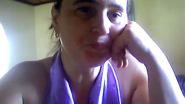 Snapshot of AniaCool77 chatting on 06-09-26, 05:41 AniaCool77 online show from 06-09-26, 05:41