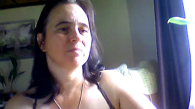 Snapshot of AniaCool77 chatting on 06-16-26, 07:44 AniaCool77 online show from 06-16-26, 07:44