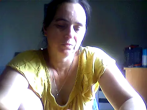 Snapshot of AniaCool77 chatting on 06-17-26, 10:28 AniaCool77 online show from 06-17-26, 10:28