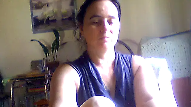 Snapshot of AniaCool77 chatting on 08-05-26, 06:27 AniaCool77 online show from 08-05-26, 06:27