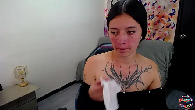 Snapshot of Lucia_evans22 chatting on 06-24-26, 10:09 Lucia evans22 online show from 06-24-26, 10:09