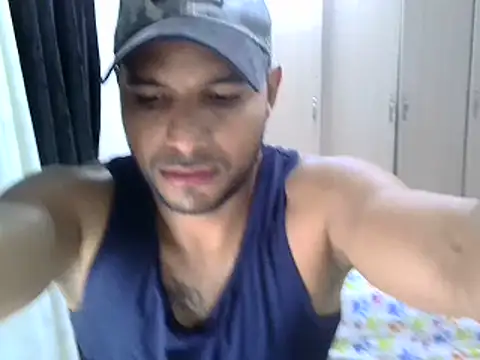 Snapshot of Bruno_vip chatting on 07-08-26, 12:04 Bruno vip online show from 07-08-26, 12:04