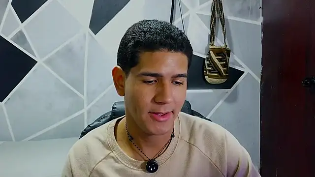 Snapshot of _juanacock_ chatting on 06-21-26, 01:46 juanacock online show from 06-21-26, 01:46