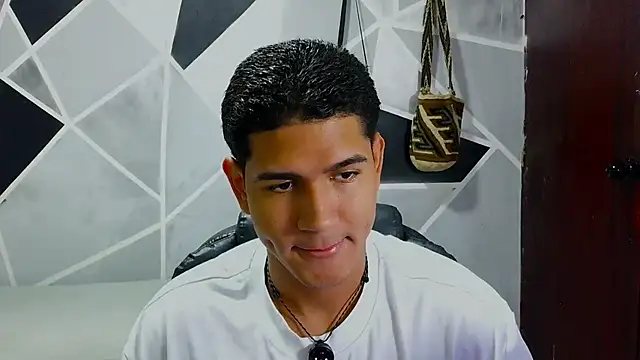 Snapshot of _juanacock_ chatting on 06-22-26, 12:57 juanacock online show from 06-22-26, 12:57