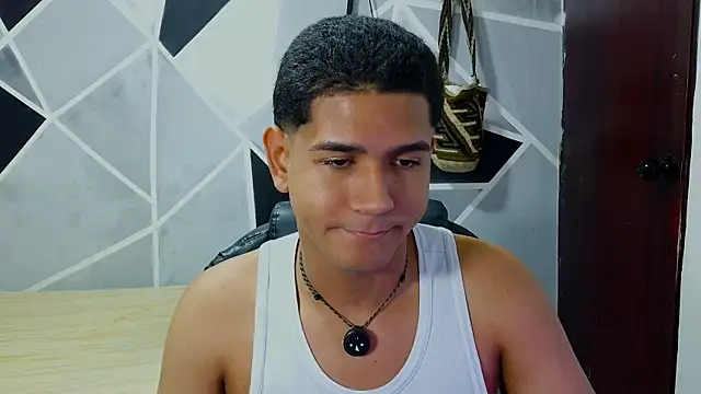 Snapshot of _juanacock_ chatting on 06-30-26, 12:33 juanacock online show from 06-30-26, 12:33