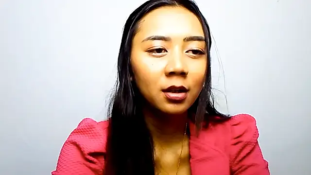Snapshot of KristieOrtmann chatting on 06-18-26, 09:14 KristieOrtmann online show from 06-18-26, 09:14