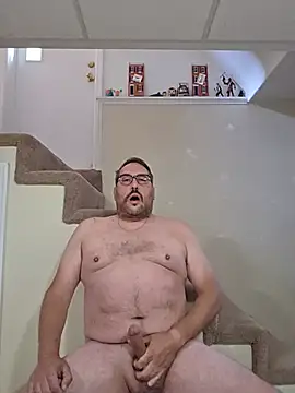 Snapshot of the_Milk_Man chatting on 07-01-26, 01:02 the Milk Man online show from 07-01-26, 01:02
