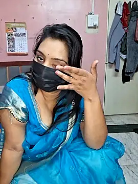 Hornyreshma online show from 06-17-26, 09:45