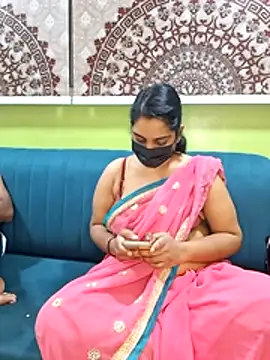 Hornyreshma online show from 07-26-26, 05:42