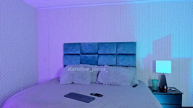Snapshot of Karoline_Jones18 chatting on 07-16-26, 11:00 Karoline Jones18 online show from 07-16-26, 11:00