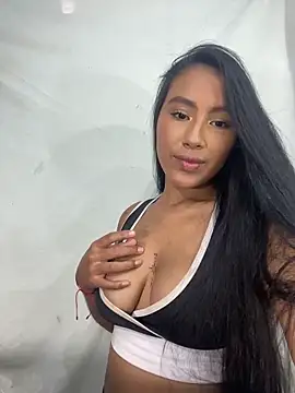 Snapshot of Nana-Benavides chatting on 05-26-26, 07:43 Nana-Benavides online show from 05-26-26, 07:43