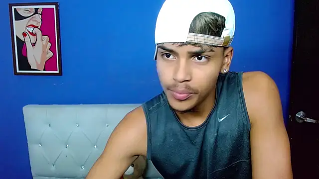 Snapshot of Angel_foxc13 chatting on 06-09-26, 03:51 Angel foxc13 online show from 06-09-26, 03:51