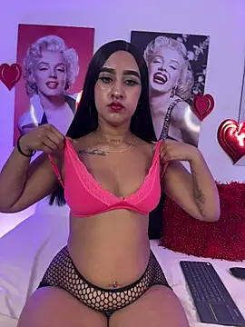Snapshot of SofiaVitali_ chatting on 06-06-26, 11:04 SofiaVitali online show from 06-06-26, 11:04