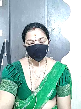 Snapshot of Leela_555 chatting on 06-03-26, 03:20 Leela 555 online show from 06-03-26, 03:20