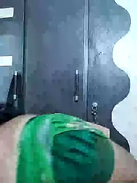 Snapshot of Leela_555 chatting on 06-15-26, 07:05 Leela 555 online show from 06-15-26, 07:05