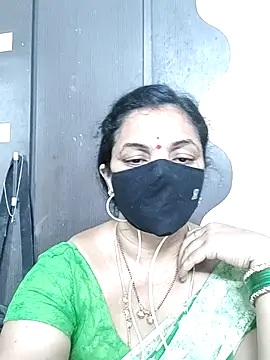 Snapshot of Leela_555 chatting on 06-30-26, 03:35 Leela 555 online show from 06-30-26, 03:35