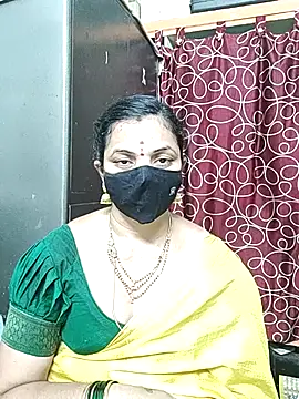 Snapshot of Leela_555 chatting on 07-01-26, 05:42 Leela 555 online show from 07-01-26, 05:42