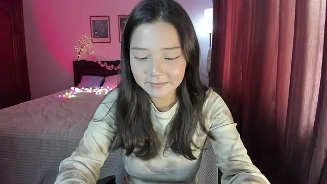 milana marttt online show from 07-15-26, 12:10