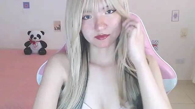 Snapshot of SweetSky1_ chatting on 05-22-26, 10:26 SweetSky1 online show from 05-22-26, 10:26