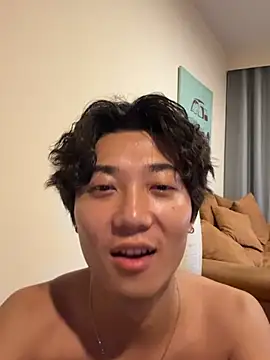 YourBadboy718 online show from 07-17-26, 04:56