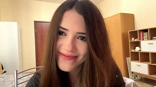 Snapshot of L1sa_Bun chatting on 05-24-26, 03:28 L1sa Bun online show from 05-24-26, 03:28