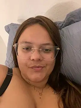 Laryssinha 69 online show from 06-20-26, 04:15