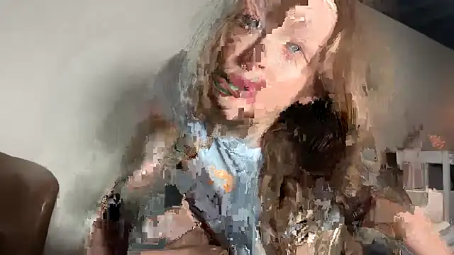 Snapshot of thesarasky chatting on 05-24-26, 01:27 thesarasky online show from 05-24-26, 01:27