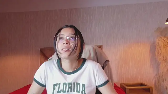 adaira31 online show from 06-25-26, 01:48