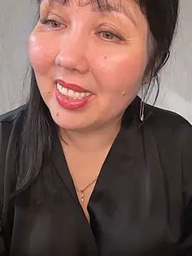 Snapshot of Love__beby chatting on 06-15-26, 02:41 Love beby online show from 06-15-26, 02:41