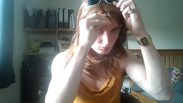 Snapshot of Gabriella_x21 chatting on 06-18-26, 11:47 Gabriella x21 online show from 06-18-26, 11:47