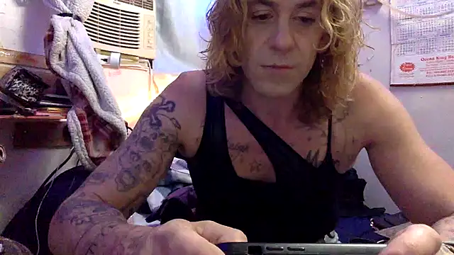 VanillaSnowcones online show from 06-07-26, 09:46
