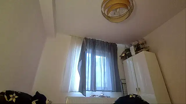 Snapshot of JessicaBake chatting on 06-15-26, 04:09 JessicaBake online show from 06-15-26, 04:09