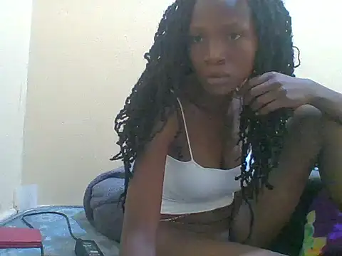 Snapshot of Ebonymickey chatting on 06-14-26, 03:19 Ebonymickey online show from 06-14-26, 03:19