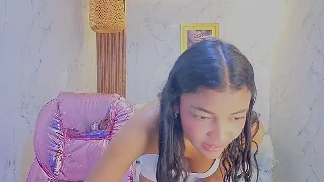 Snapshot of valentina_gomez_s chatting on 06-02-26, 12:40 valentina gomez s online show from 06-02-26, 12:40