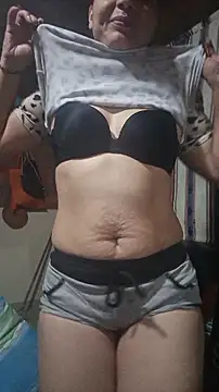 Snapshot of Marcella_single chatting on 07-14-26, 02:49 Marcella single online show from 07-14-26, 02:49