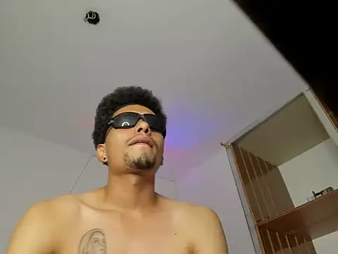 Snapshot of Boydirty_cokeline666 chatting on 06-08-26, 12:14 Boydirty cokeline666 online show from 06-08-26, 12:14