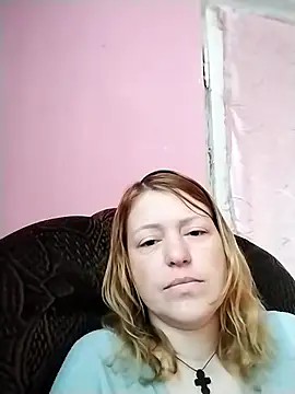 Snapshot of CaramelBagira chatting on 05-26-26, 03:57 CaramelBagira online show from 05-26-26, 03:57