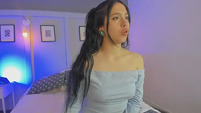 Kimdyy  online show from 06-13-26, 02:26