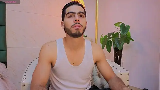Snapshot of Jadiel_Stone chatting on 06-18-26, 12:20 Jadiel Stone online show from 06-18-26, 12:20