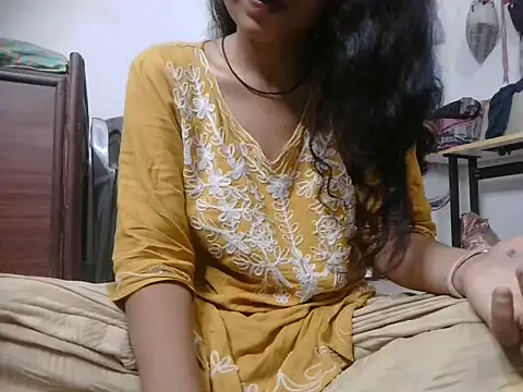 Snapshot of Desi_indian_5 chatting on 05-25-26, 06:30 Desi indian 5 online show from 05-25-26, 06:30