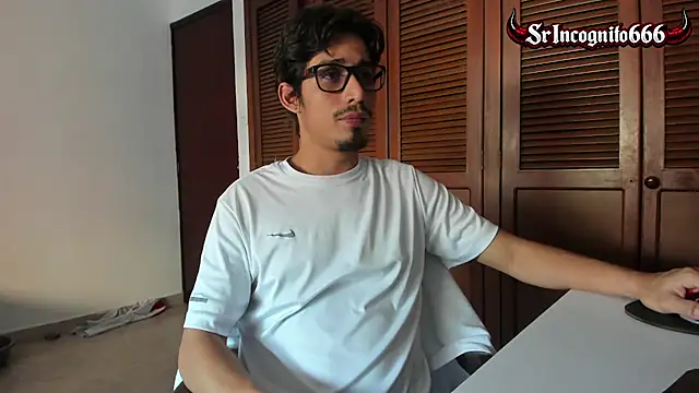 Snapshot of SrIncognito666 chatting on 07-03-26, 11:38 SrIncognito666 online show from 07-03-26, 11:38