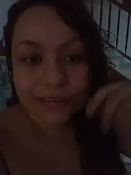 Snapshot of Catalina_sout chatting on 07-17-26, 01:40 Catalina sout online show from 07-17-26, 01:40