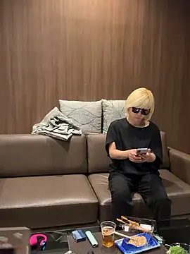 Snapshot of Sizuka_and_Nobita chatting on 07-17-26, 12:56 Sizuka and Nobita online show from 07-17-26, 12:56