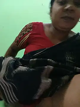 Snapshot of Hot-rupali99 chatting on 05-25-26, 04:57 Hot-rupali99 online show from 05-25-26, 04:57