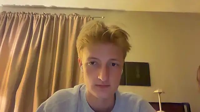 CamBos07 online show from 06-19-26, 01:43