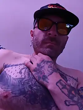 girthxcrisis online show from 06-16-26, 04:59