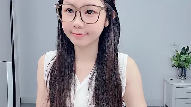 Snapshot of Rose_love69 chatting on 07-08-26, 02:49 Rose love69 online show from 07-08-26, 02:49