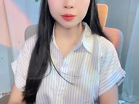 Snapshot of -Naomii_ chatting on 06-30-26, 08:26 -Naomii online show from 06-30-26, 08:26