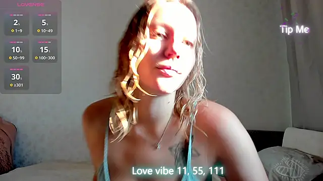 Snapshot of Ann_first_kiss chatting on 07-21-26, 12:57 Ann first kiss online show from 07-21-26, 12:57